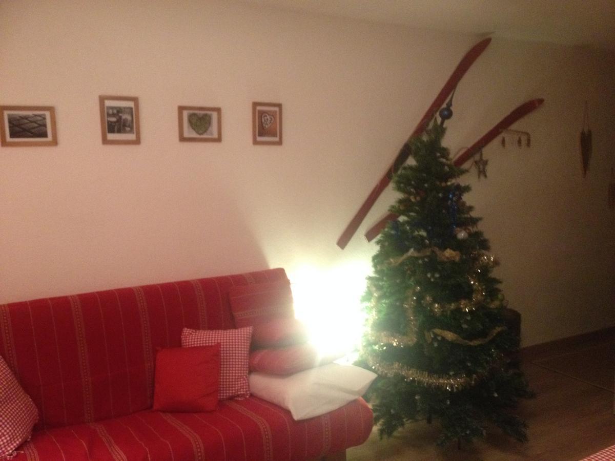 Romantic Chalet-Style Flat With Mountain View Torgon Zewnętrze zdjęcie