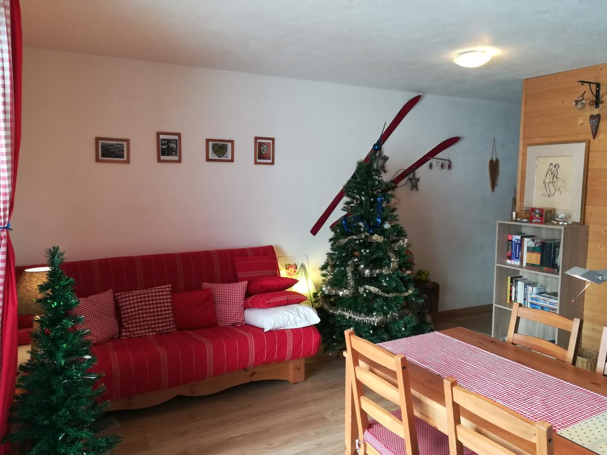 Romantic Chalet-Style Flat With Mountain View Torgon Zewnętrze zdjęcie