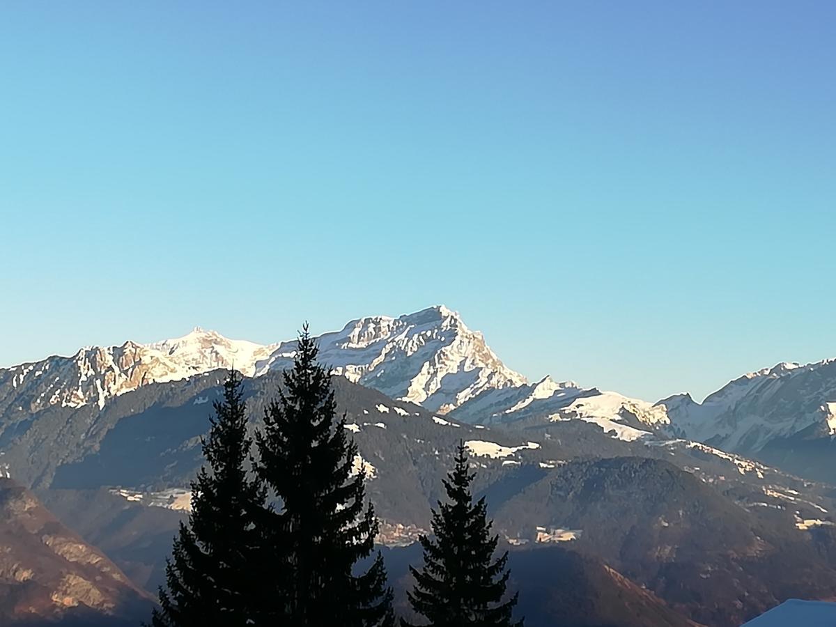 Romantic Chalet-Style Flat With Mountain View Torgon Zewnętrze zdjęcie