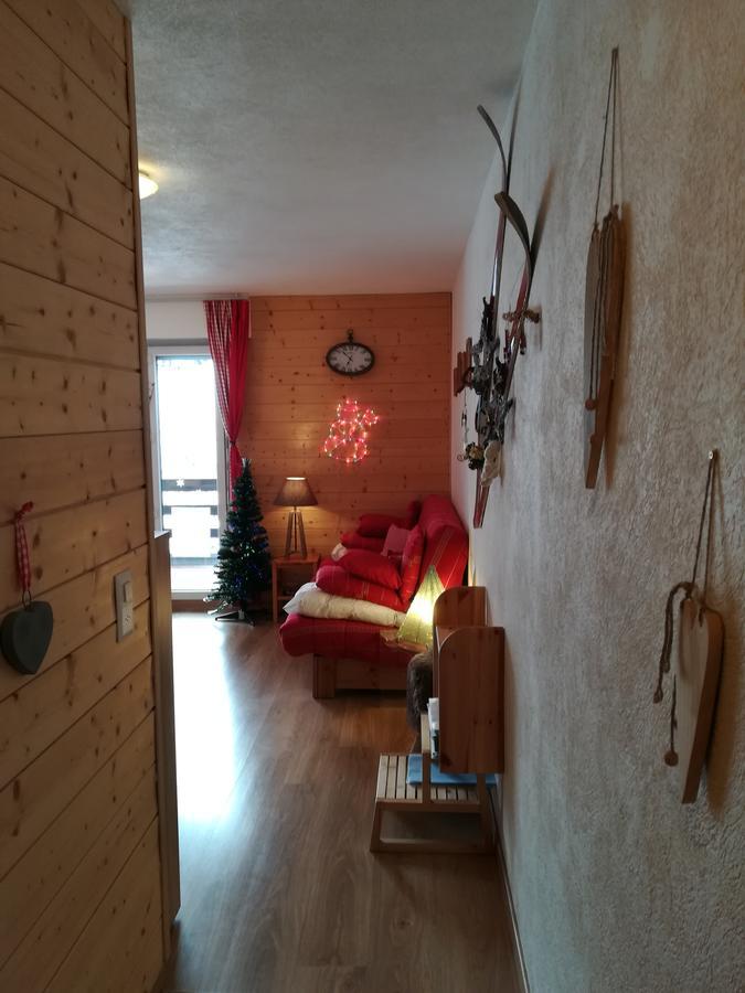 Romantic Chalet-Style Flat With Mountain View Torgon Zewnętrze zdjęcie