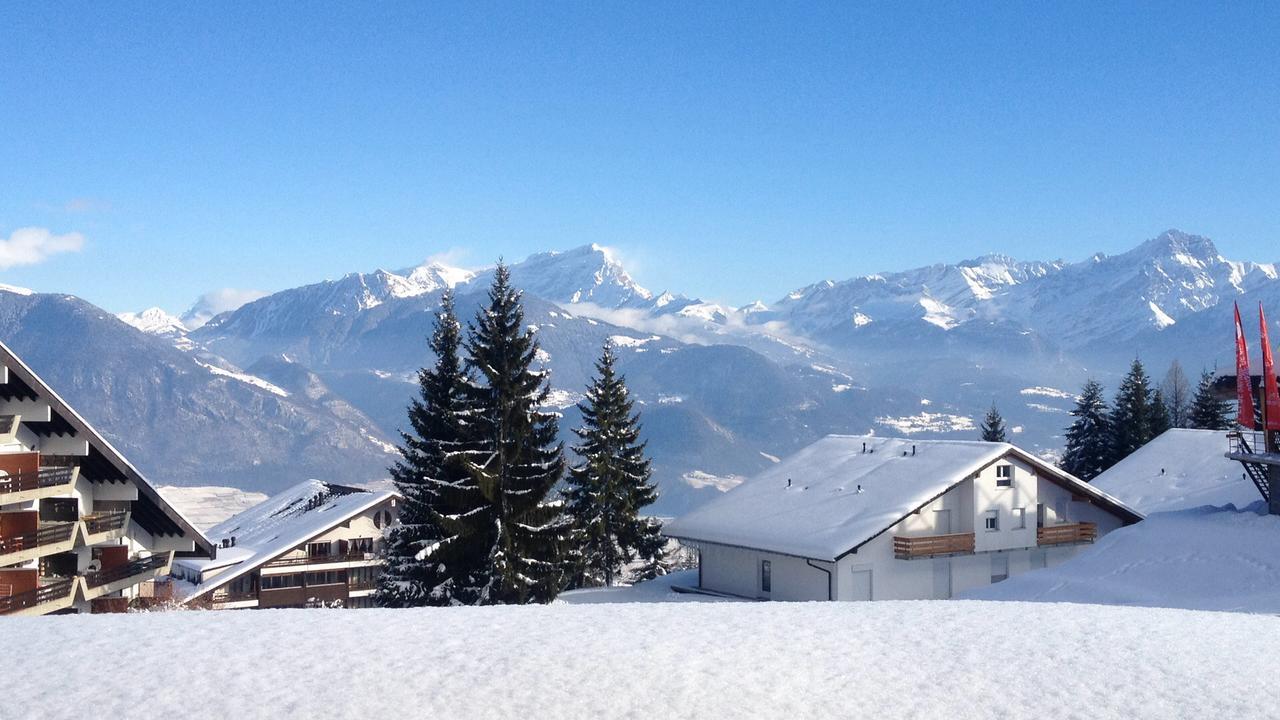 Romantic Chalet-Style Flat With Mountain View Torgon Zewnętrze zdjęcie